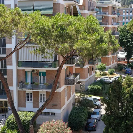 Aurelia Luxury * Rome